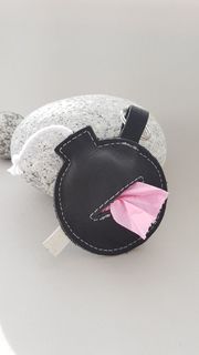 Kotbeutelhalter "Stinkbombe"