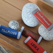 Halsbandcover mit Wunschstickerei